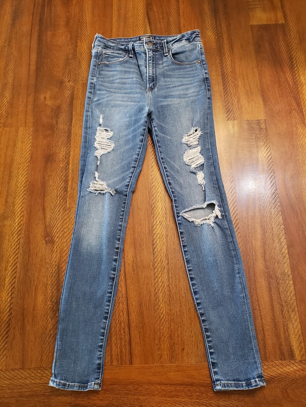 Abercrombie & Fitch High Rise Super Skinny Jeans
